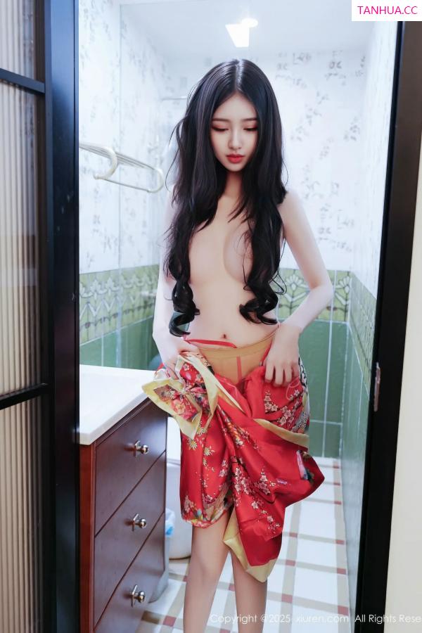   [XiuRen]高清写真图 2025.12.25 No.11155 白小蝶 超薄白丝第40张图片